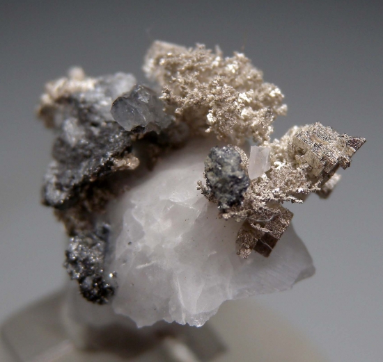 Silver (cubic crystals!) from Bouismas Mine, Zagora Prov., Draa-Tafilalet Region, Morocco [db_pics/pics/CS100d.jpg]