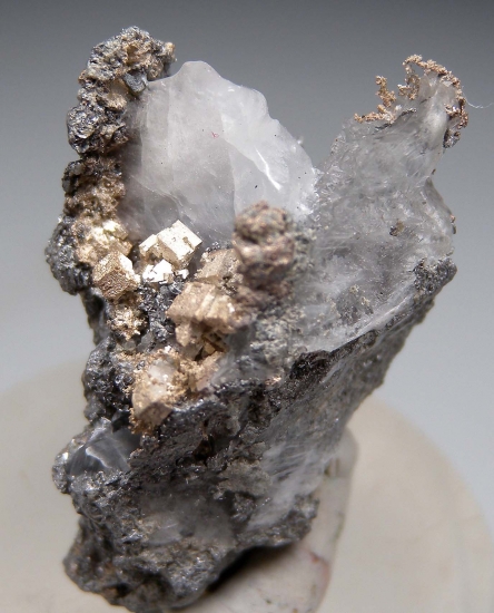 Silver (cubic crystals!) from Bouismas Mine, Zagora Prov., Draa-Tafilalet Region, Morocco [db_pics/pics/CS101d.jpg]