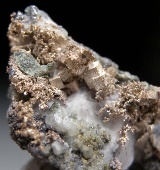 Silver (cubic crystals!) from Bouismas Mine, Zagora Prov., Draa-Tafilalet Region, Morocco [db_pics/pics/CS103c.jpg]