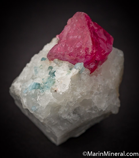 Spinel from Mahenge, Morogoro, Tanzania [db_pics/pics/J274c.jpg]