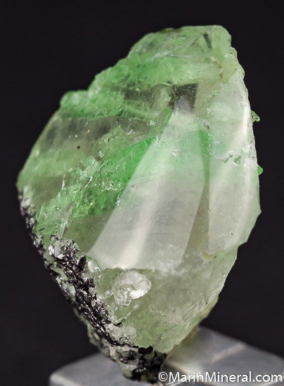Tsavorite in Quartz from Merelani Hills, Arusha, Tanzania [db_pics/pics/K253b.jpg]