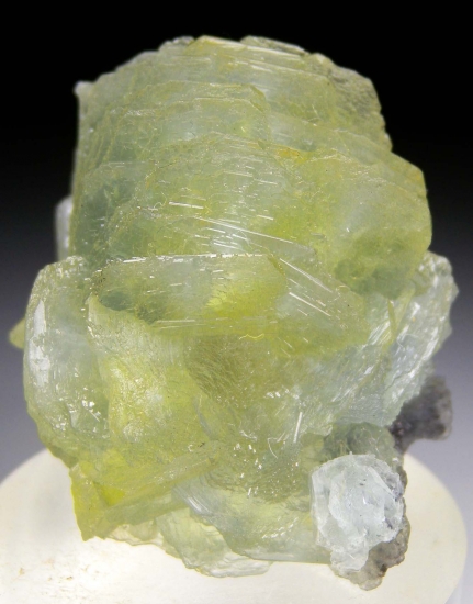 Prehnite from Merelani Hills, Arusha, Tanzania [db_pics/pics/K452a.jpg]