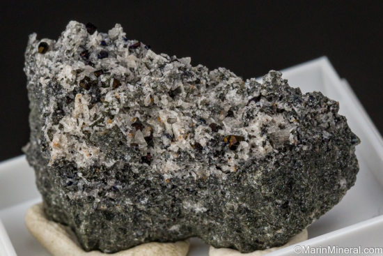 Liottite from Pitigliano, Tuscany, Italy [db_pics/pics/LL646a.jpg]