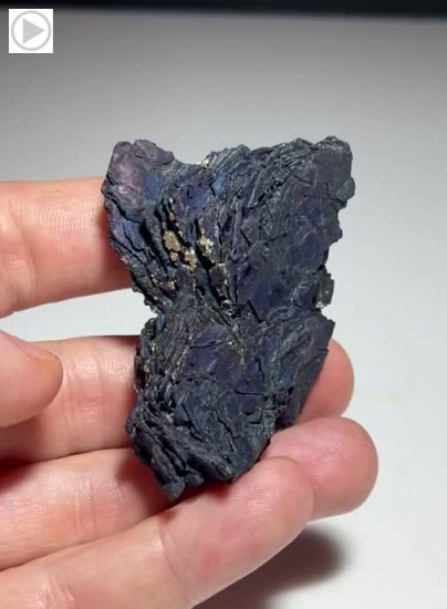 Covellite from Butte, Silver Bow Co., Montana, USA [db_pics/pics/LP699.mp4]