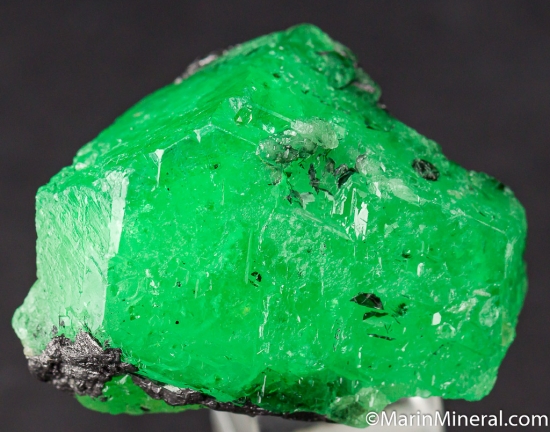 Tsavorite from Merelani Hills, Arusha, Tanzania [db_pics/pics/M409c.jpg]