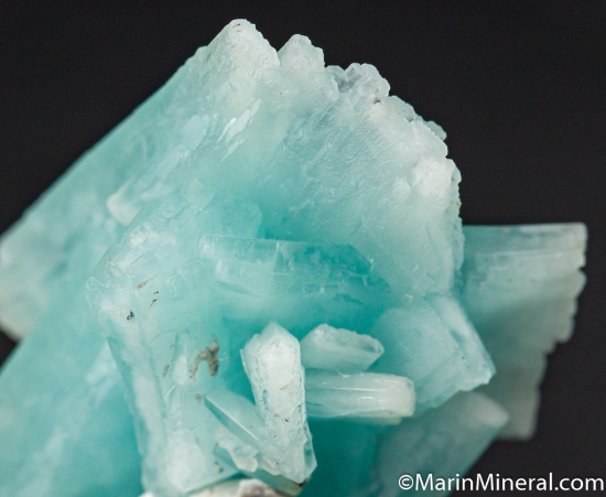 Prehnite from Merelani Hills, Arusha, Tanzania [db_pics/pics/M423d.jpg]