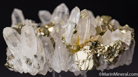 Quartz with Pyrite from Oppu Mine, Amori, honshu, Japan [db_pics/pics/M468d.jpg]