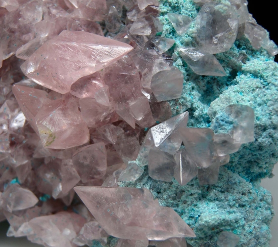 Cobaltian Calcite on Plancheite from Kolwezi, Katanga, Congo (DRC) [db_pics/pics/MS23b.jpg]