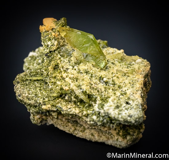 Sphene from Capelinha, Minas Gerais, Brazil [db_pics/pics/SM494a.jpg]