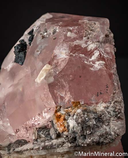 Morganite from Minas Gerais, Brazil [db_pics/pics/SM511d.jpg]