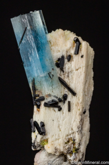 Aquamarine, Schorl on Orthoclase from Erongo Mountains, Namibia [db_pics/pics/ST142a.jpg]