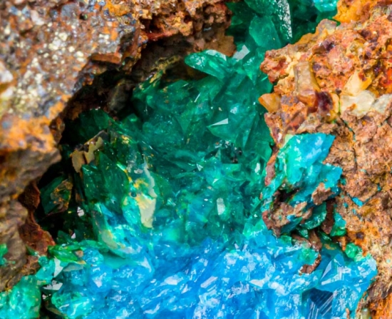 Liroconite from Wheal Gorland, St Day, Cornwall, England, United Kingdom [db_pics/pics/ST210c.jpg]