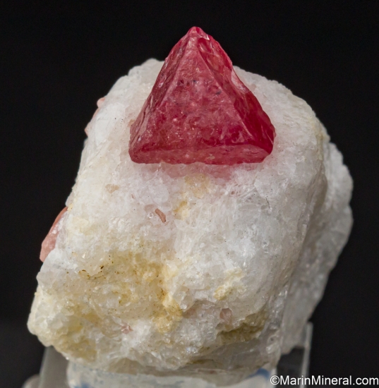 Spinel from Mogok, Myanmar [db_pics/pics/ST244a.jpg]