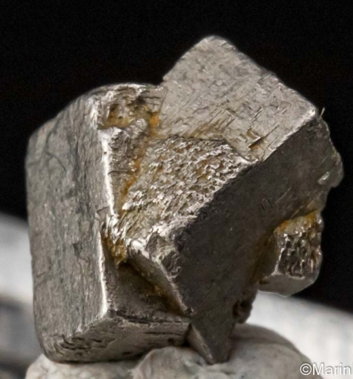 Platinum from Konder, Ayan-Maya district, Khabarovsk Region, Russia [db_pics/pics/ST246b.jpg]