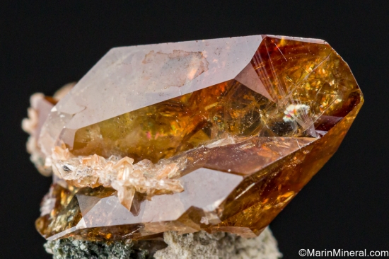 Sphene (Titanite) from Hohe Tauern Mtns., Salzburg, Austria [db_pics/pics/ST253d.jpg]