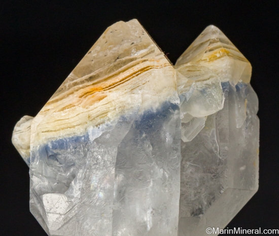 Dumortierite, Hematite (?) in Quartz from Vaca Morta quarry, Serra da Vereda, Boquira, Bahia, Brazil [db_pics/pics/ST263d.jpg]