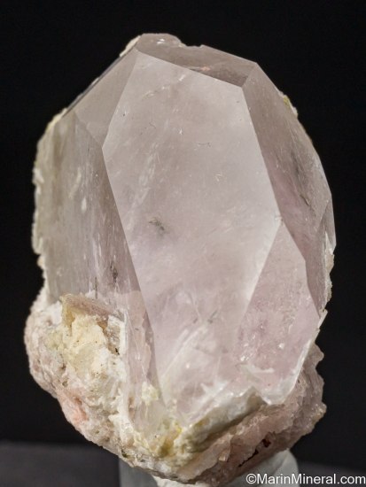 Tourmaline in Morganite from Kunar, Afghanistan [db_pics/pics/ST264b.jpg]