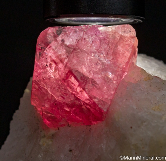 Spinel from Mogok, Myanmar [db_pics/pics/ST287c.jpg]