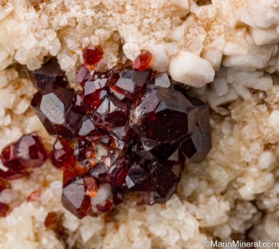 Spessartine, Quartz on Albite, Microcline from Newberry Mountains, Clark Co., Nevada, USA [db_pics/pics/ST541d.jpg]