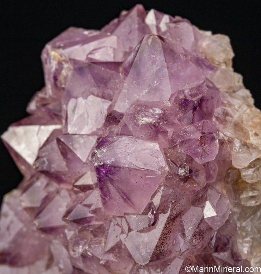 Amethyst from Keem, Achill Island, Co. Mayo, Ireland [db_pics/pics/SV522d.jpg]