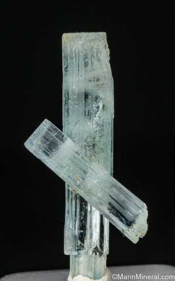 Aquamarine from Slievenamiskan, Spelga, Mourne Mtns., Co. Down, Ireland [db_pics/pics/SV527a.jpg]