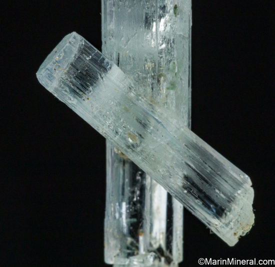 Aquamarine from Slievenamiskan, Spelga, Mourne Mtns., Co. Down, Ireland [db_pics/pics/SV527d.jpg]