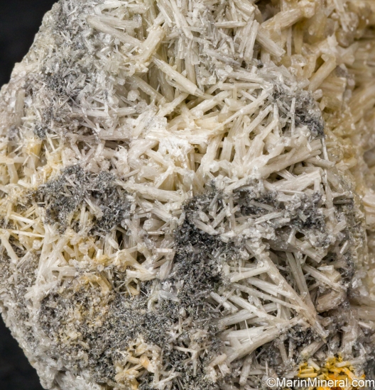 Cerussite from Tynagh, Loughrea, Co. Galway, Ireland [db_pics/pics/SV572c.jpg]