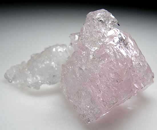 Morganite from Skardu District, Pakistan [db_pics/pics/a359b.jpg]