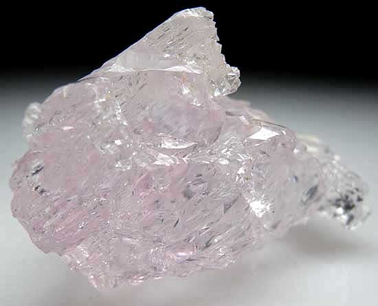 Morganite from Skardu District, Pakistan [db_pics/pics/a360b.jpg]