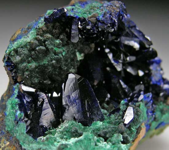 Azurite on Malachite from Liufengshan Copper Mine, Anhui Prov., China [db_pics/pics/a395c.jpg]