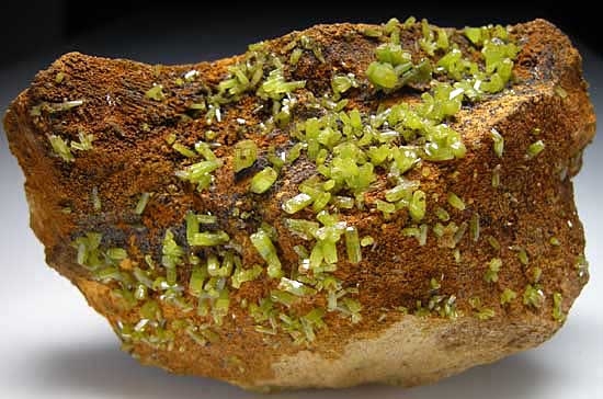 Pyromorphite from Doaping Mine, Guangxi Prov., China [db_pics/pics/a702a.jpg]