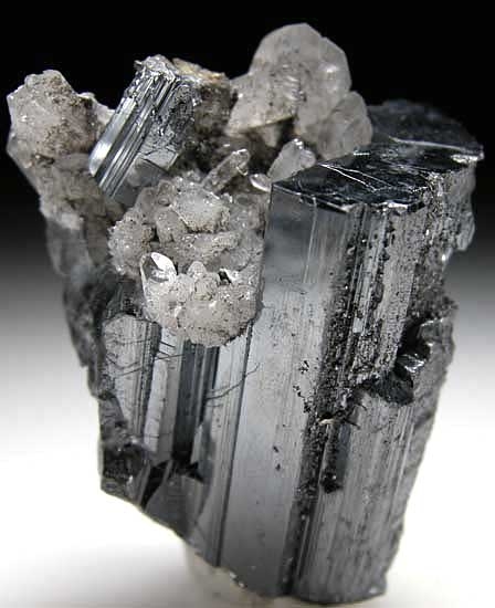 Bournonite from Yaogangxian Mine, Hunan, China [db_pics/pics/a733a.jpg]