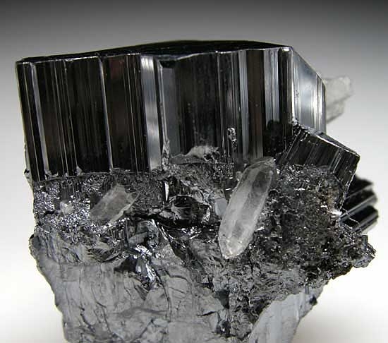 Bournonite from Yaogangxian Mine, Hunan, China [db_pics/pics/a734a.jpg]