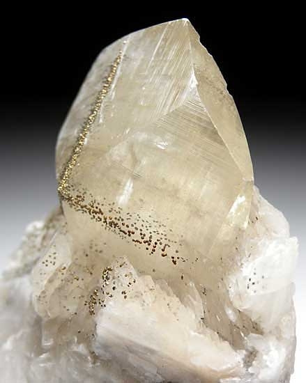 Pyrite on Calcite from Xianghualing Mine, Chenzhou, Hunan Prov., China [db_pics/pics/a811b.jpg]