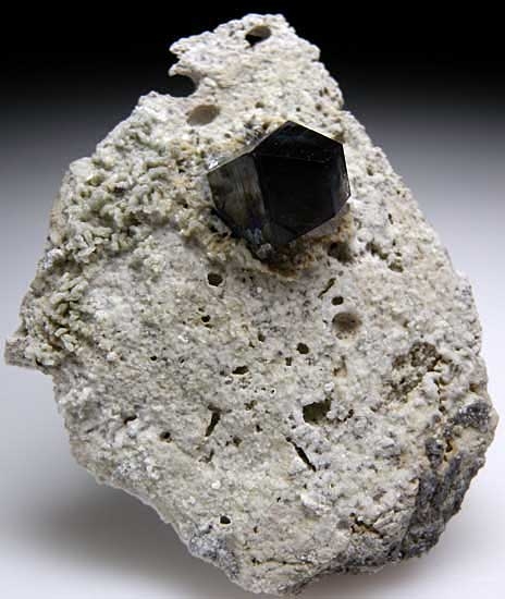 Anatase from Kharan Mountain, Balochistan, Pakistan [db_pics/pics/a840a.jpg]