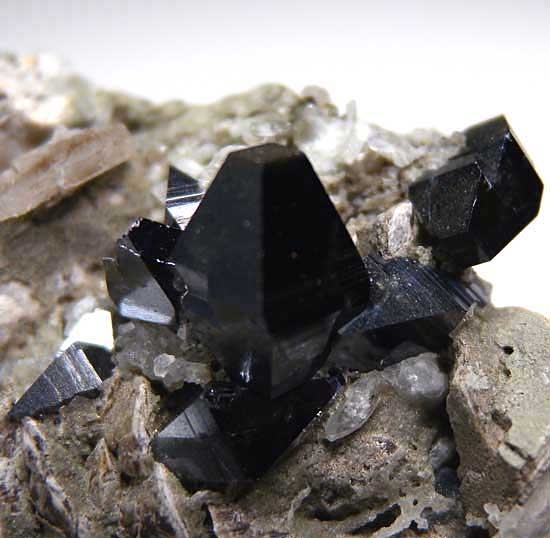 Anatase with Brookite from Kharan Mountain, Balochistan, Pakistan [db_pics/pics/a842c.jpg]