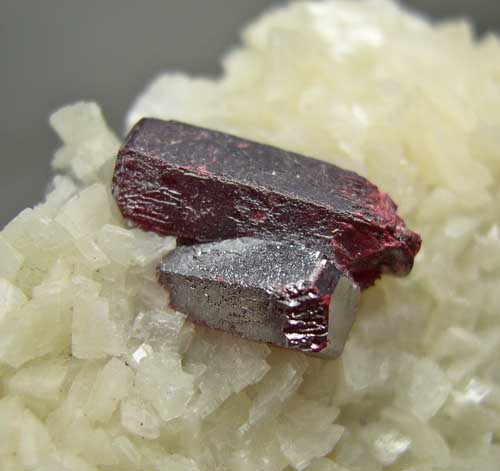 Cinnabar on Dolomite from Tongren, Guizhou, China [db_pics/pics/a897d.jpg]