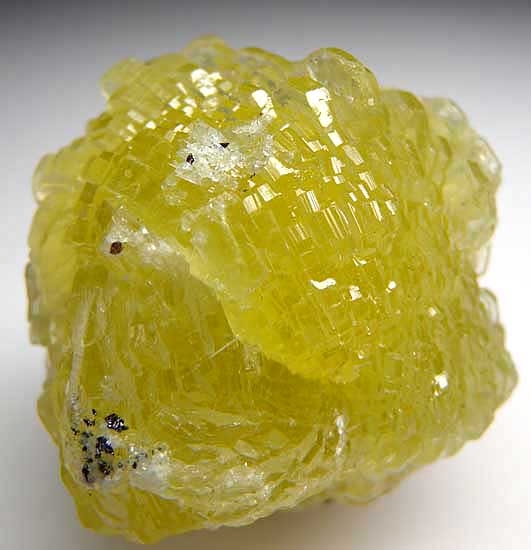 Prehnite on Tanzanite from Merelani Hills, Lelatema Mtns., Arusha Region, Tanzania [db_pics/pics/af280c.jpg]