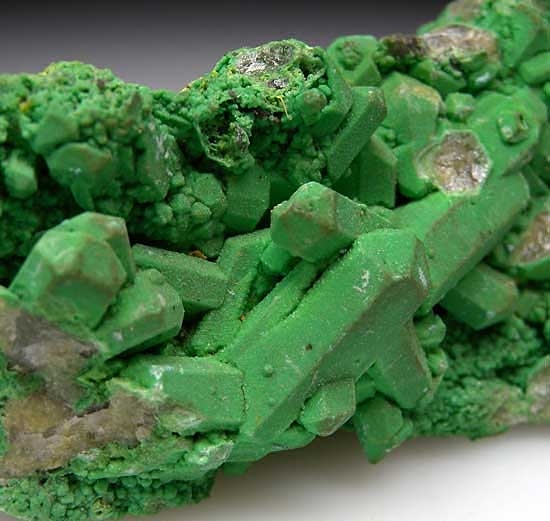 Bayldonite after Mimetite from Tsumeb, Namibia [db_pics/pics/af472c.jpg]