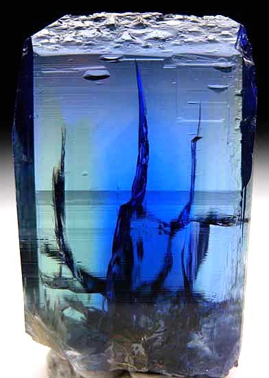 Tanzanite from Merelani Hills, Lelatema Mtns., Arusha Region, Tanzania [db_pics/pics/af712a.jpg]