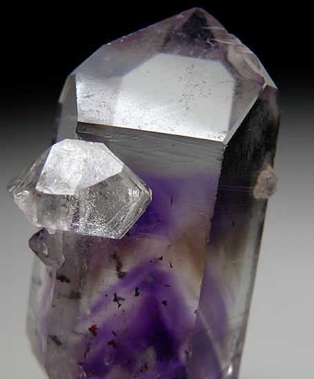 Quartz with Analcime from Goboboseb Mountains, Brandberg District, Namibia [db_pics/pics/af805b.jpg]