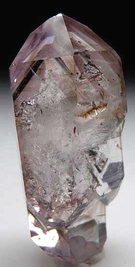 Quartz from Goboboseb Mountains, Brandberg District, Namibia [db_pics/pics/af858b.jpg]