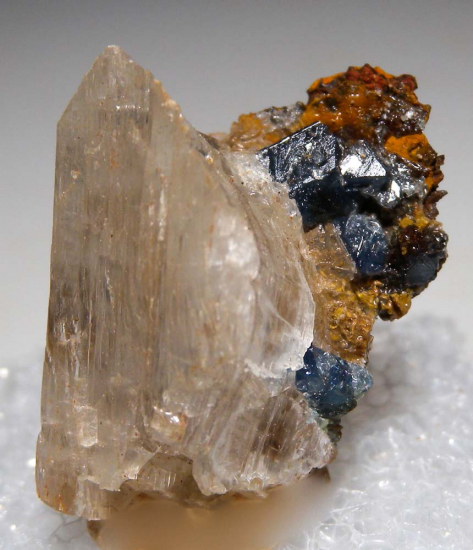 Scorodite with Selenite from Mina Oujela, Mapimi, Durango, Mexico [db_pics/pics/au141b.jpg]