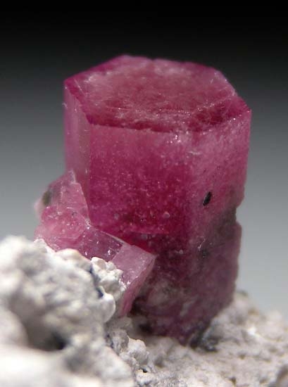 Red Beryl from Violet Claims, Wah Wah Mtns., Utah, USA [db_pics/pics/b925c.jpg]