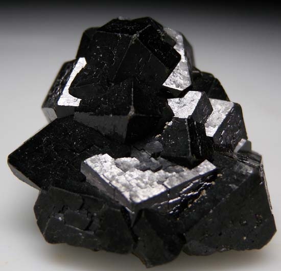 Andradite from Breitenbrunn, Erzgebirge, Saxony, Germany [db_pics/pics/b927c.jpg]