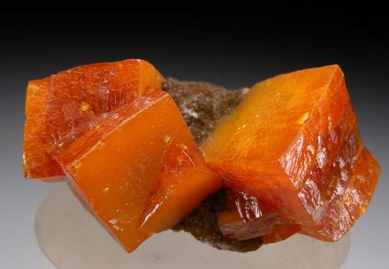 Wulfenite from Los Lamentos, Chihuahua, Mexico [db_pics/pics/d130a.jpg]