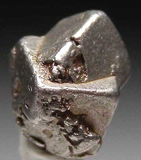 Platinum from Kondor Mine, Eastern Siberia, Russia [db_pics/pics/e581b.jpg]