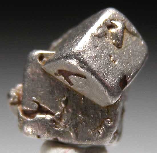 Platinum from Kondor Mine, Eastern Siberia, Russia [db_pics/pics/e581c.jpg]