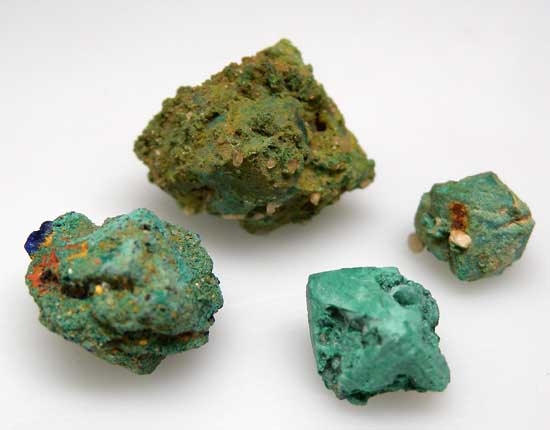 Malachite after Cuprite on Azurite (set of 4) from Blue Mine, Chessy, Rhone-Alpes, France [db_pics/pics/e666a.jpg]