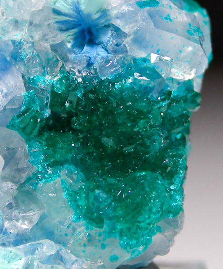 Dioptase, Quartz, Plancheite from Sanda Mine, Pool Department, Republic of the Congo [db_pics/pics/fm209d.jpg]